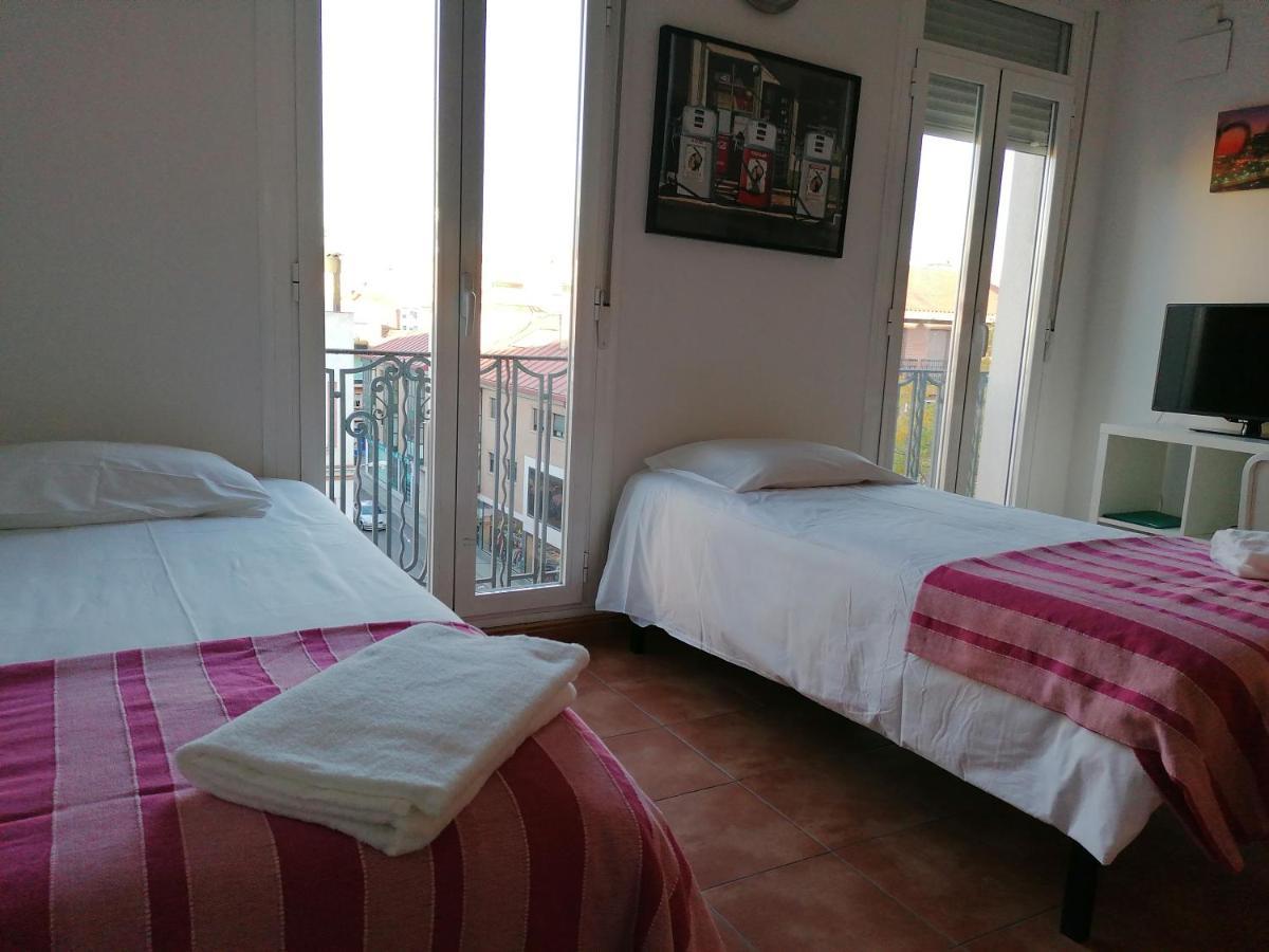 Apartamentos El Puente Madri Exterior foto